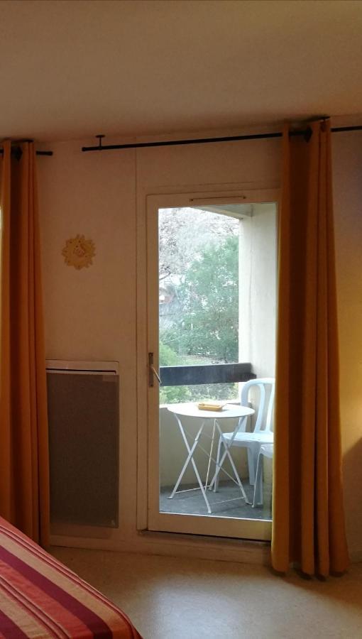 Studio "Le Rigaou" Gréoux-les-Bains Buitenkant foto
